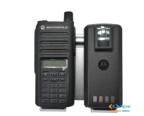 Máy bộ đàm Motorola Xir C2620 UHF chính hãng